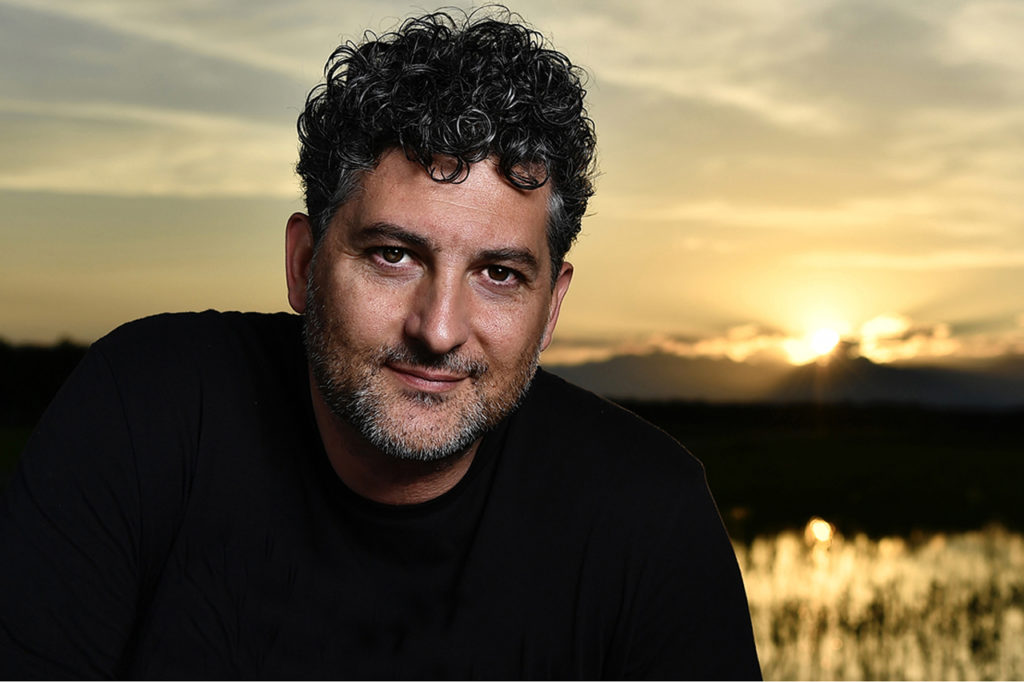 Luca Finessi, fotografo e fondatore di Studio27, studio grafico-editoriale di Novara.