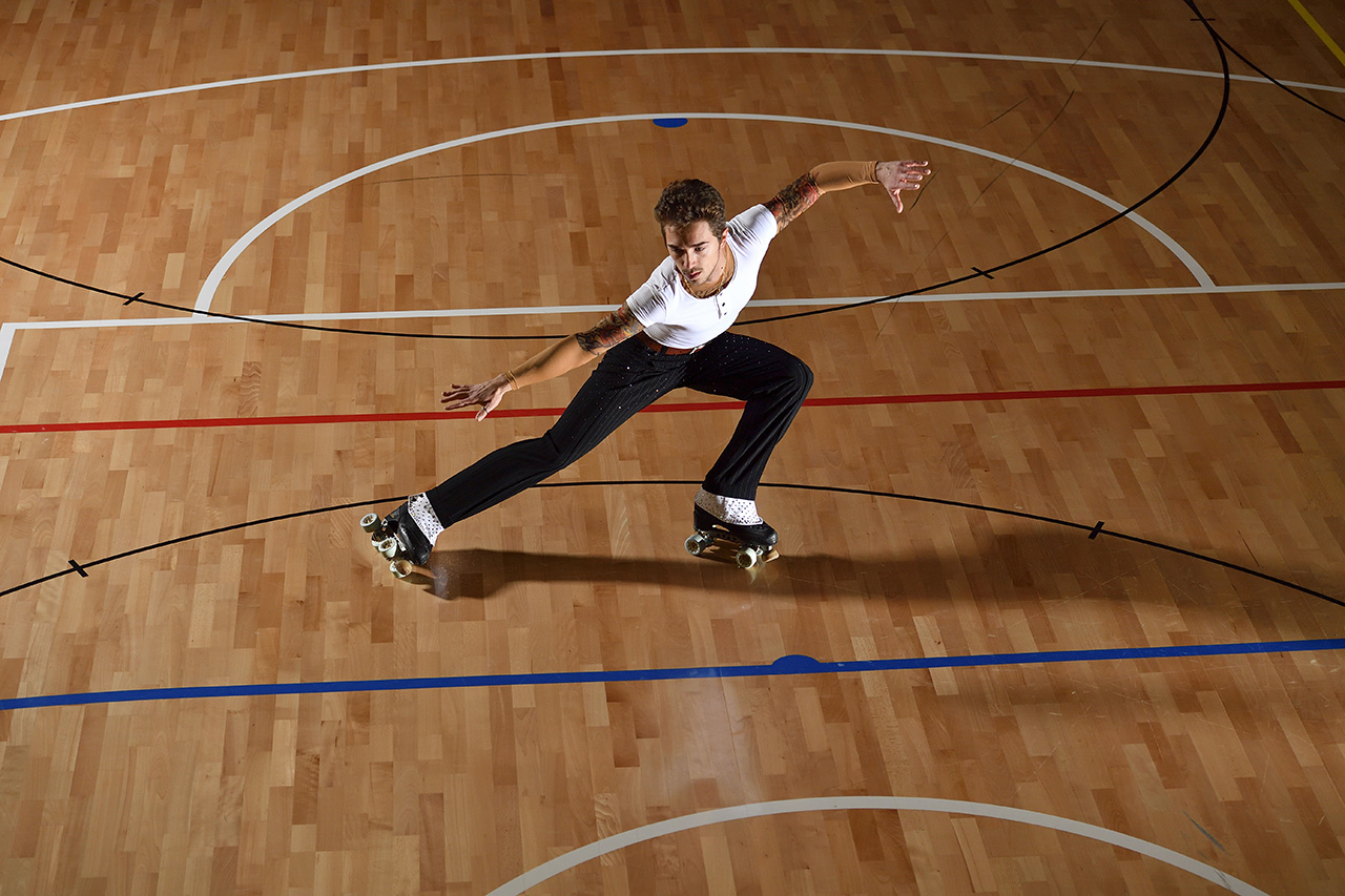 Fotografia sportiva. Il pattinatore Luca Zanchetta durante un allenamento. Foto di Luca Finessi.